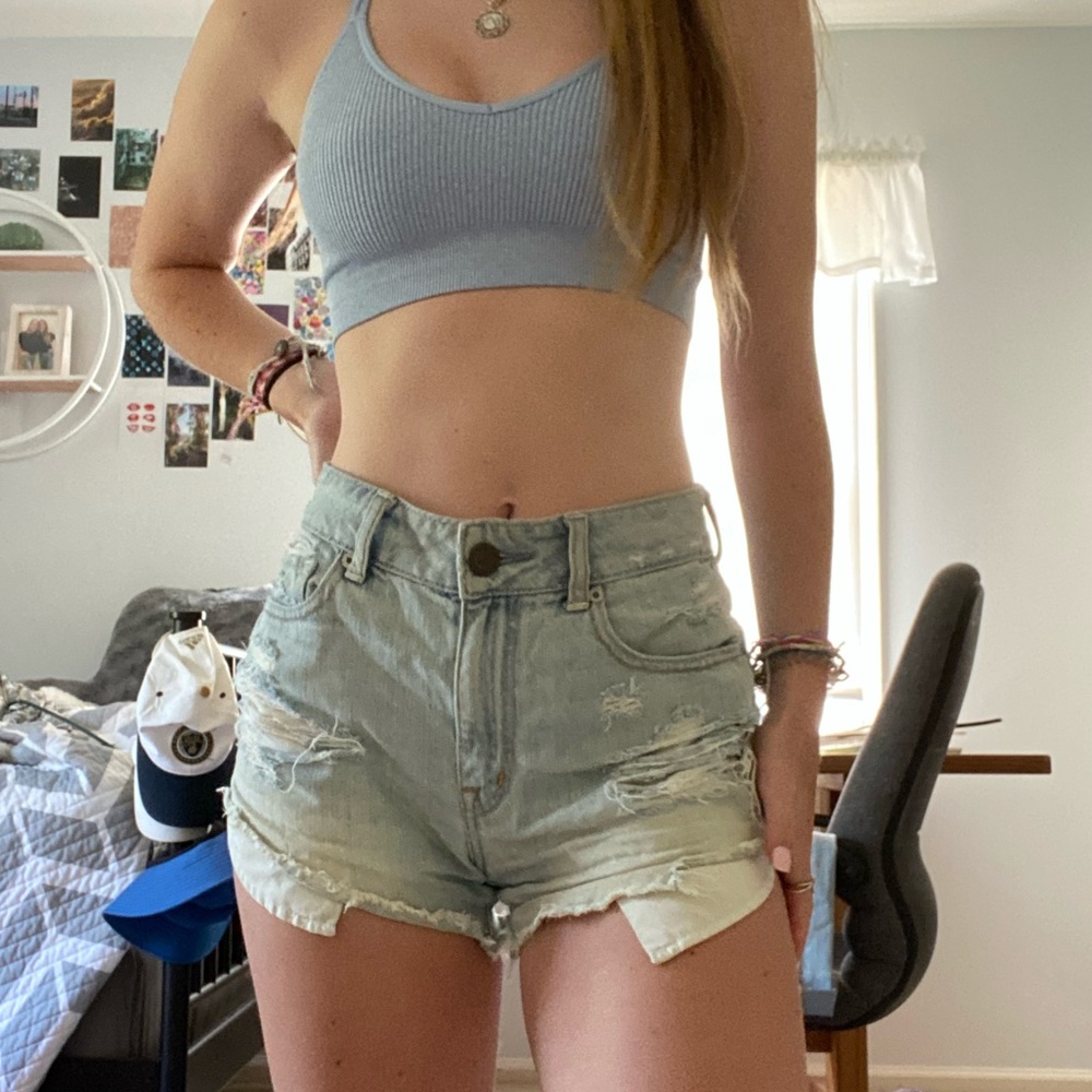 american eagle light washed jean shorts